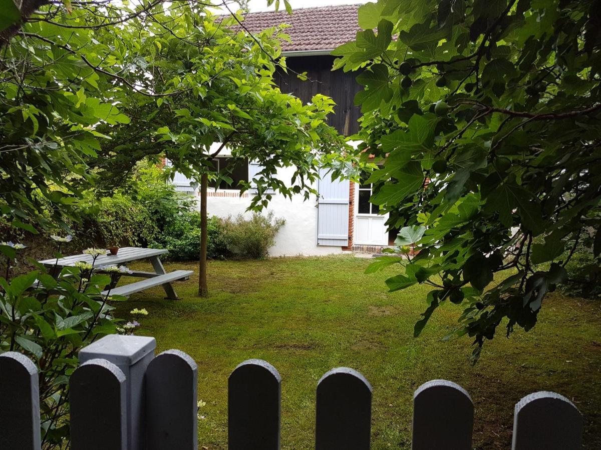 gite  ploum Pouydesseaux Extérieur photo